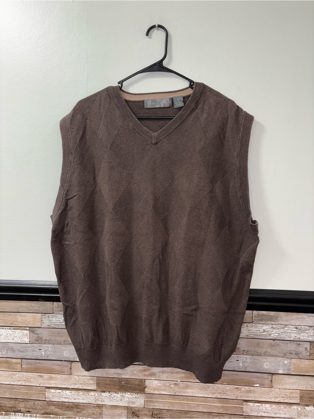 Vintage Men’s  Oscar de la Renta Men's V-neck Sweater Vest Size XL
